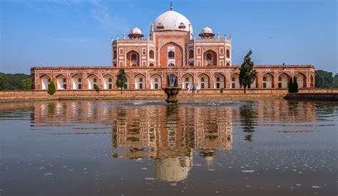 Humayun's Tomb in Global Context