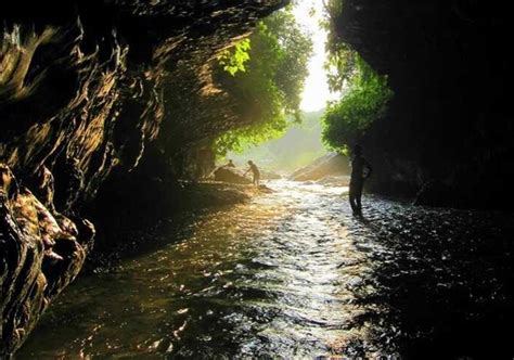 🌄 Discovering Robber's Cave (Guchhupani): A 600-Meter Natural Wonder 🌌