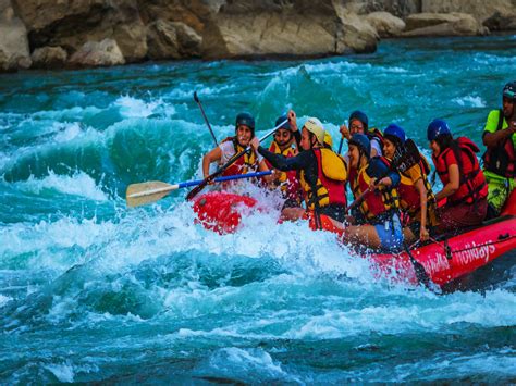 Rishikesh: Yoga and Adventure Hub